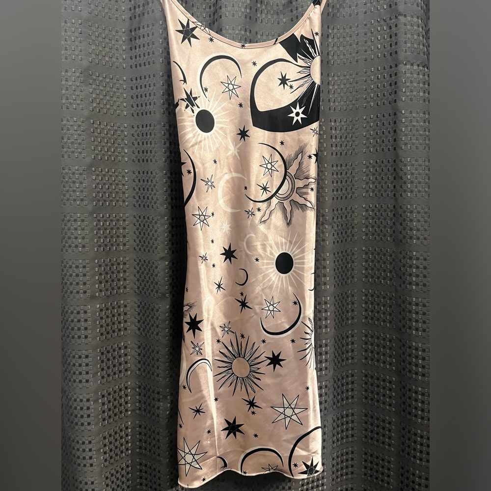 Crisscross back nightie